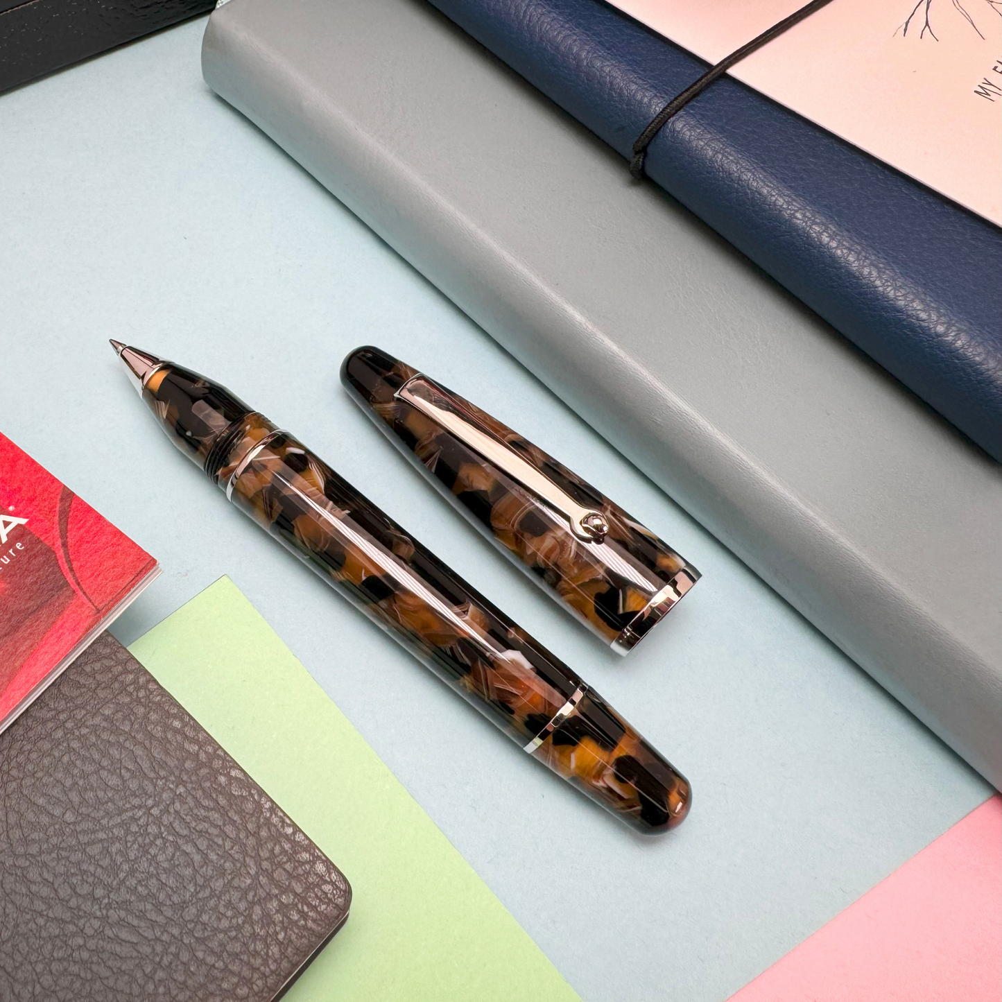 Maiora Ultra Ogiva Ti 22 Gea Mother Earth #8 Titanium Fountain Pen