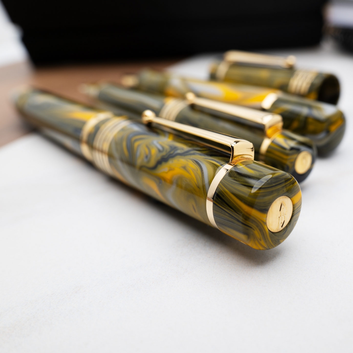 Delta Neo Gallery Marigold Gold Trim - Fountain Pen