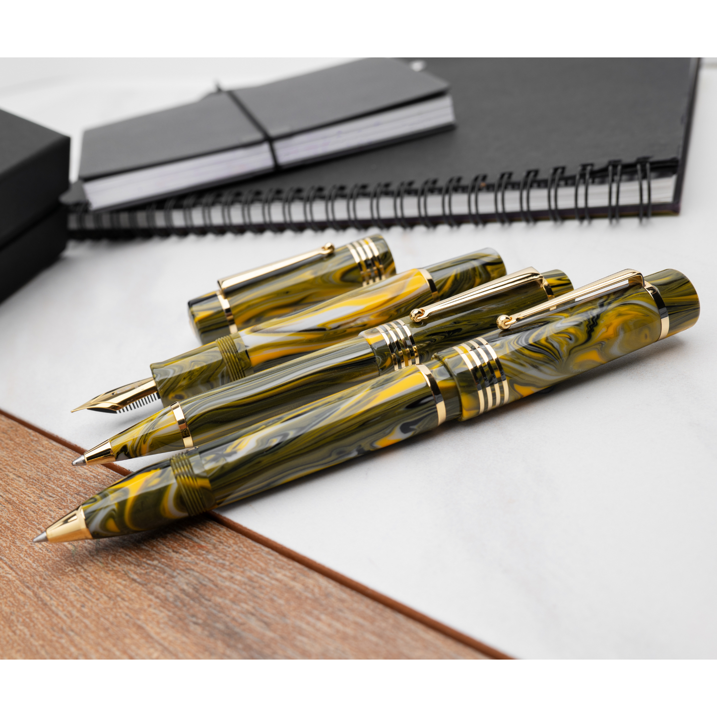 Delta Neo Gallery Marigold Gold Trim - Fountain Pen