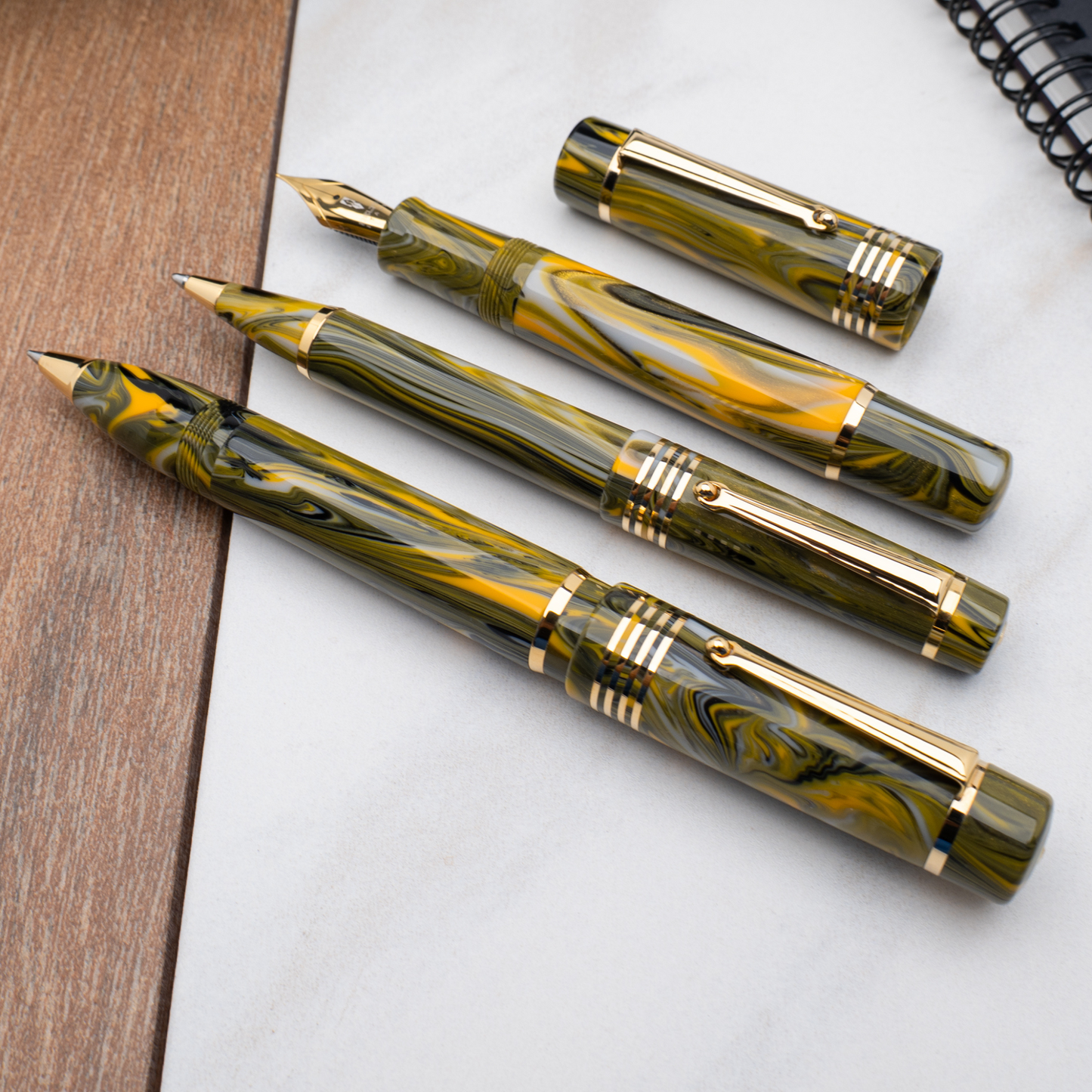 Delta Neo Gallery Marigold Gold Trim - Fountain Pen