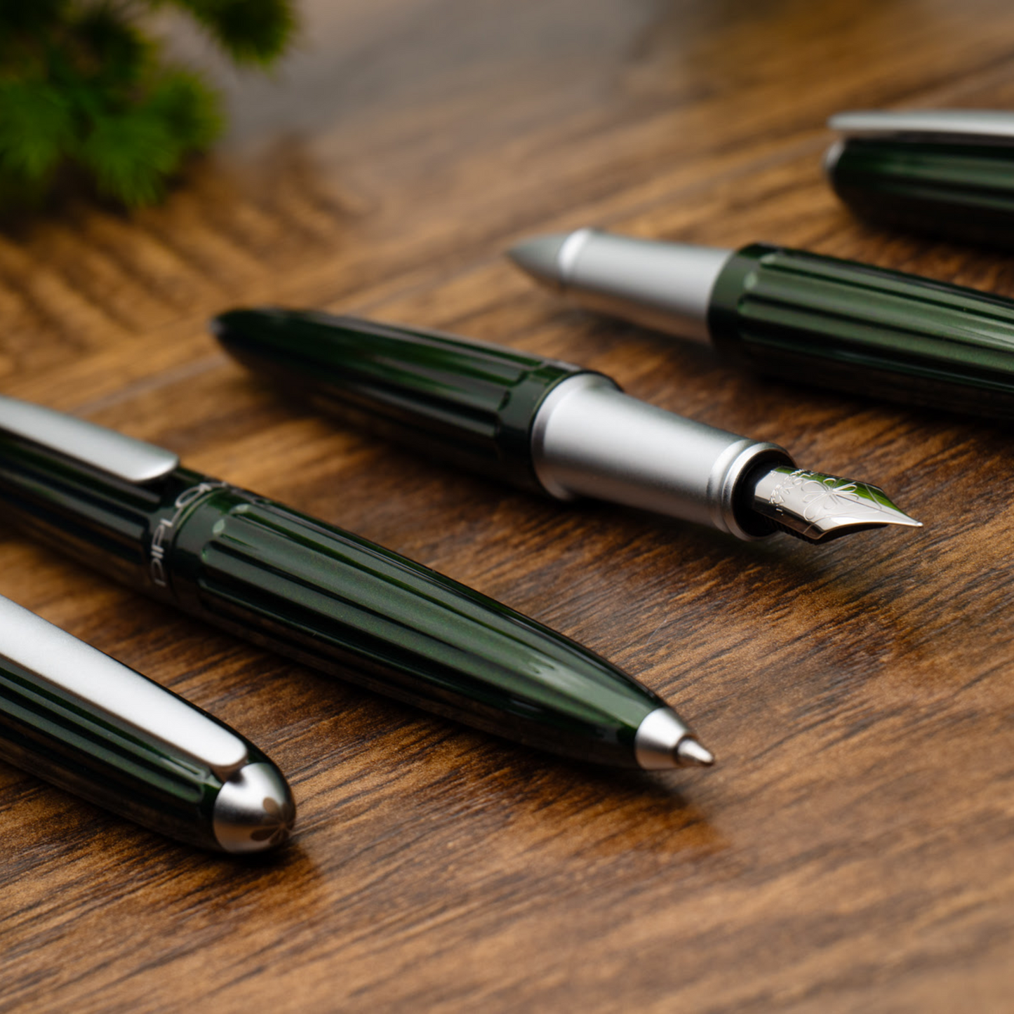 Diplomat Aero Evergreen Fountain Pen