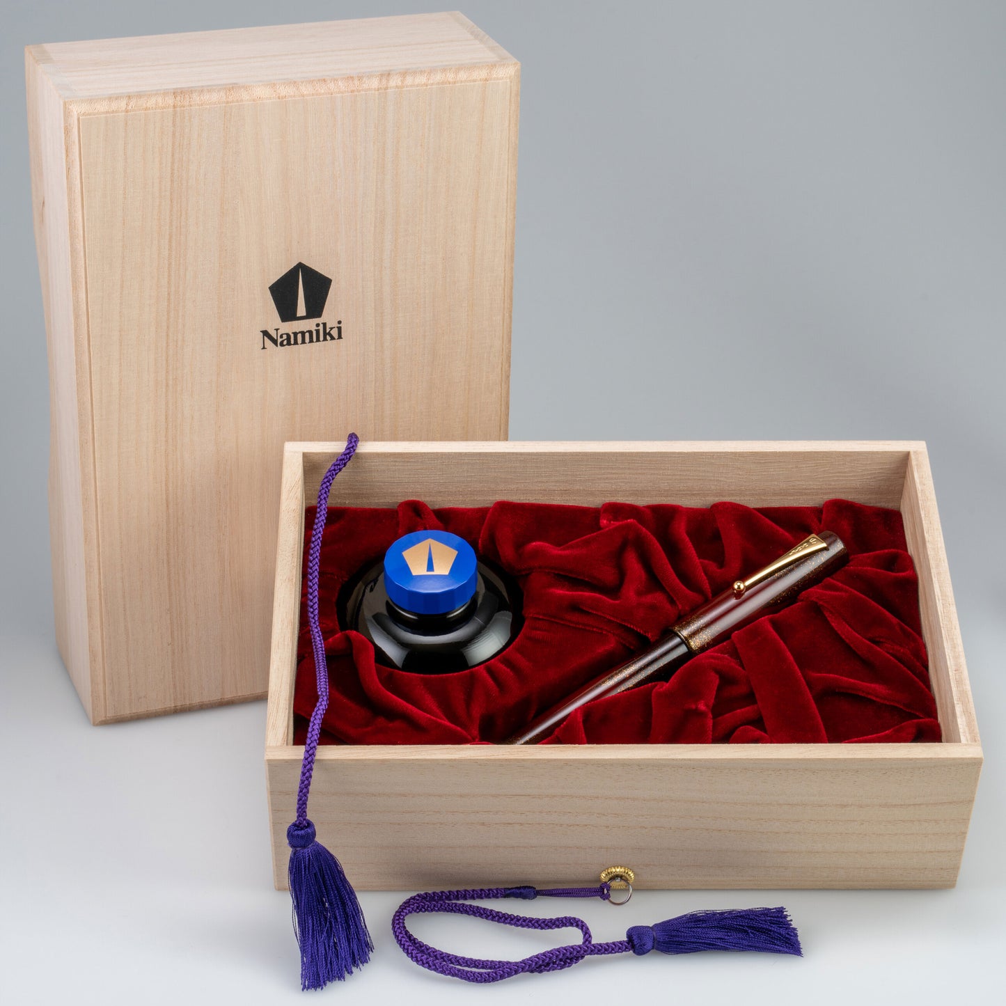 Namiki Aya Akatsuki Red