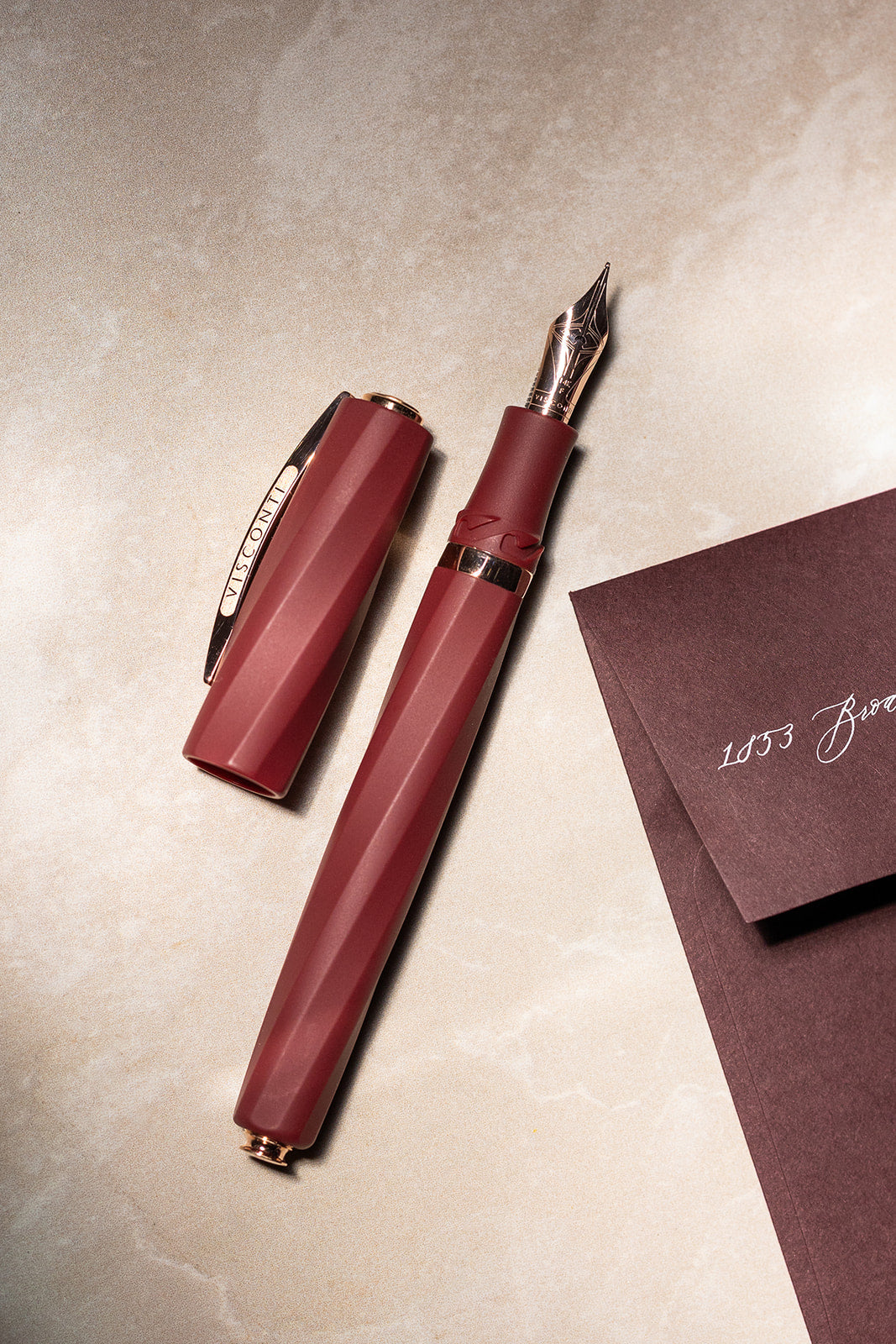 Visconti Divina Bordeaux Matte - Fountain Pen
