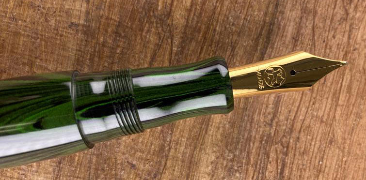 Eboya Nalu Midori-hamon-kuro Green Wave and Black C/C