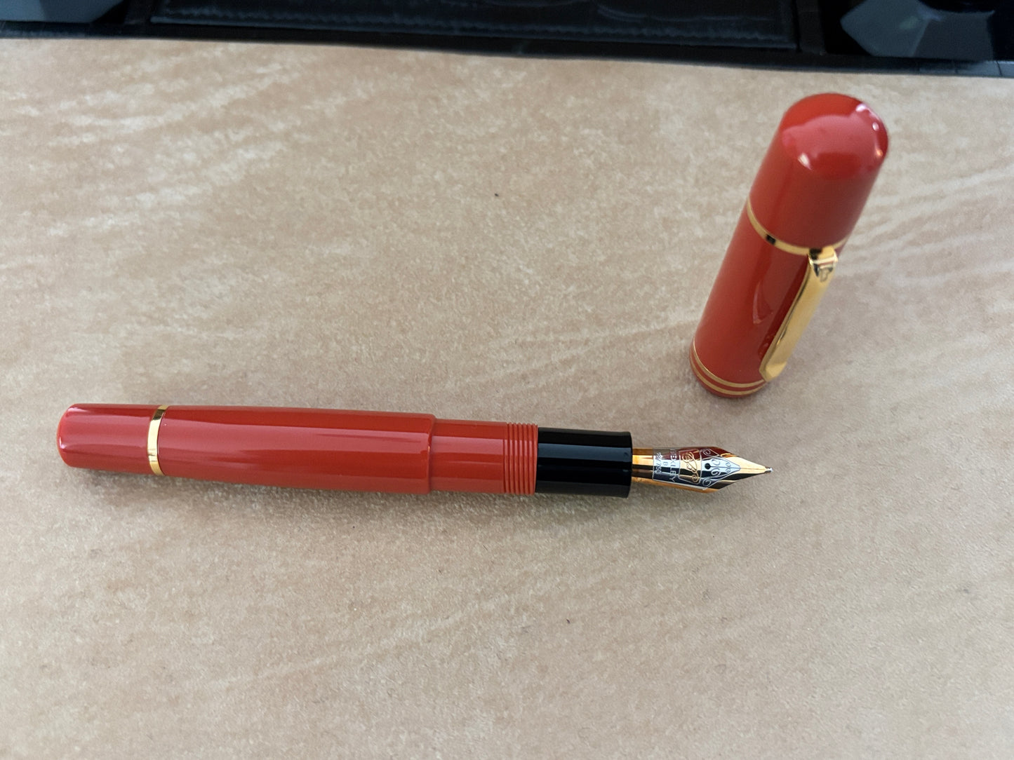 Bexley Magnum Poseidon Orange 18k Gold Nib - Fountain Pen