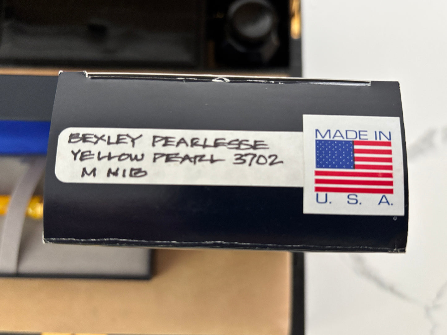 Bexley Perlesse Yellow Pearl 18k Gold Nib - Fountain Pen