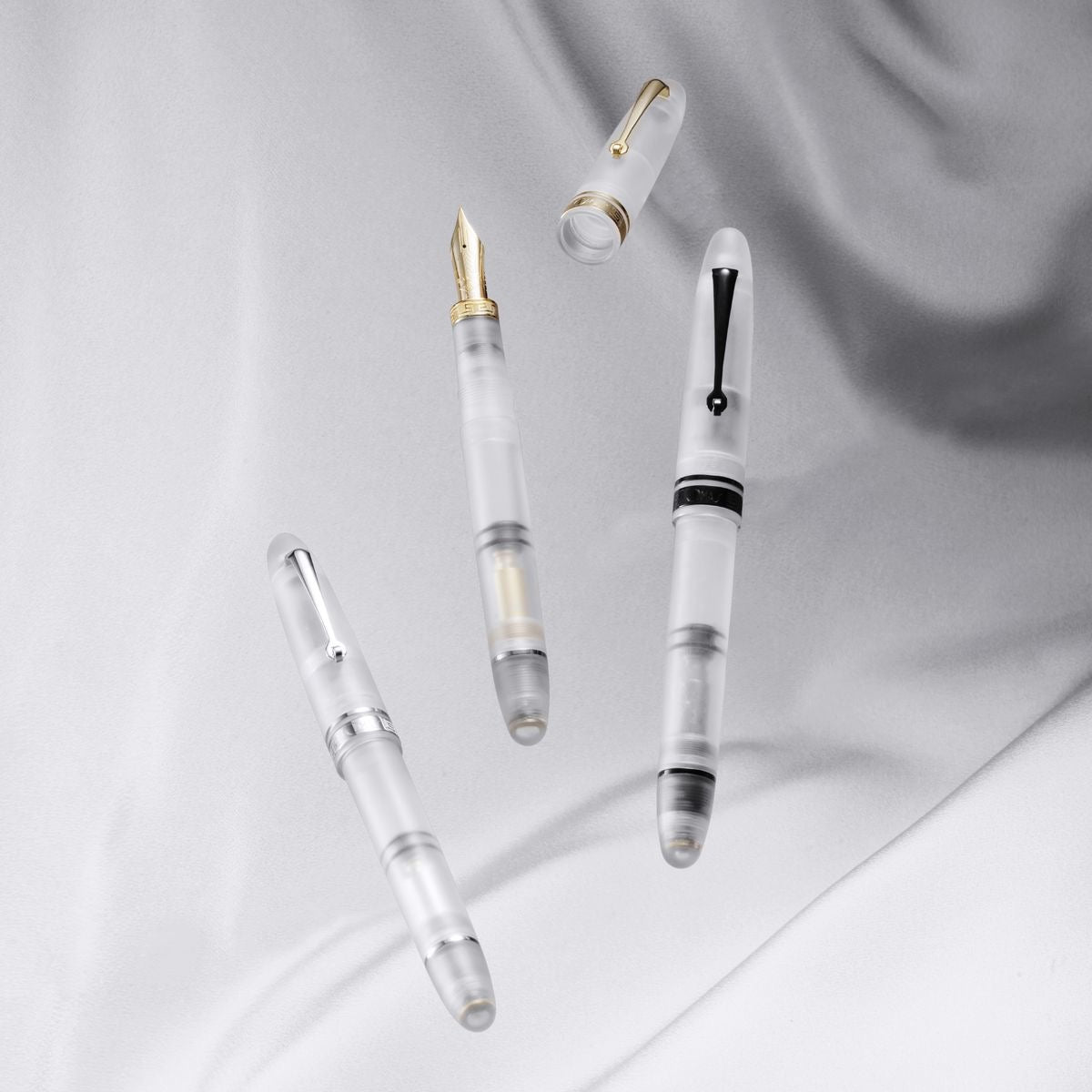 OMAS Ogiva Frosted Demonstrator Gold