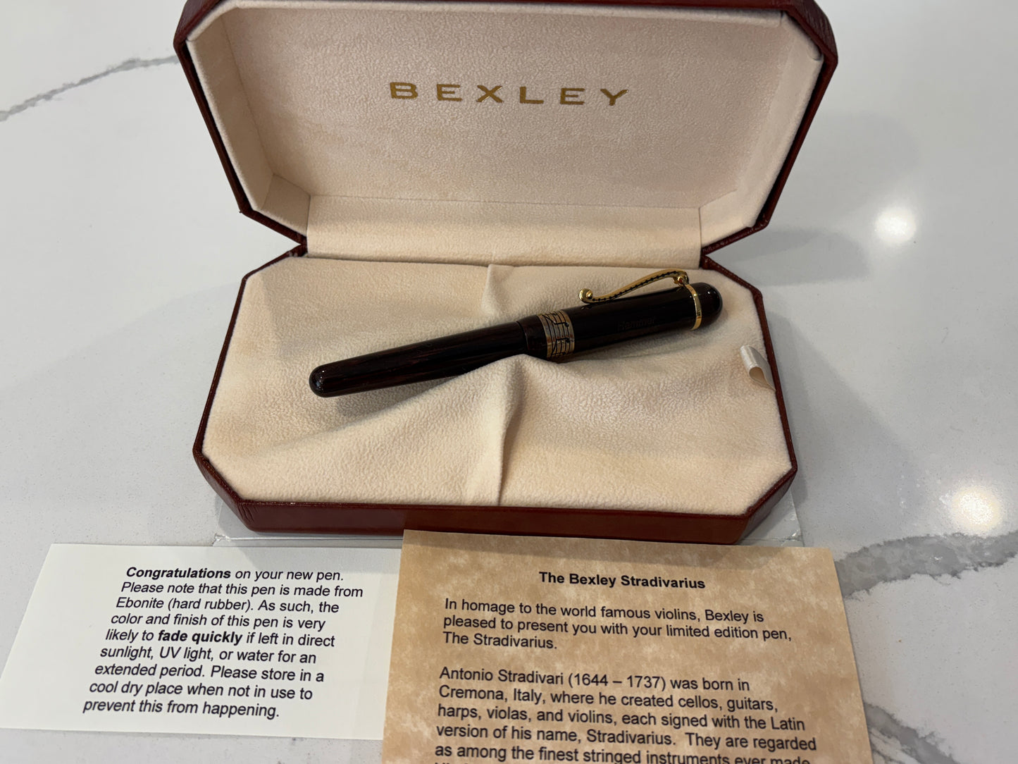 Bexley Stradivarius Hammer Ebonite Rosewood (Circa 2006) - Fountain Pen