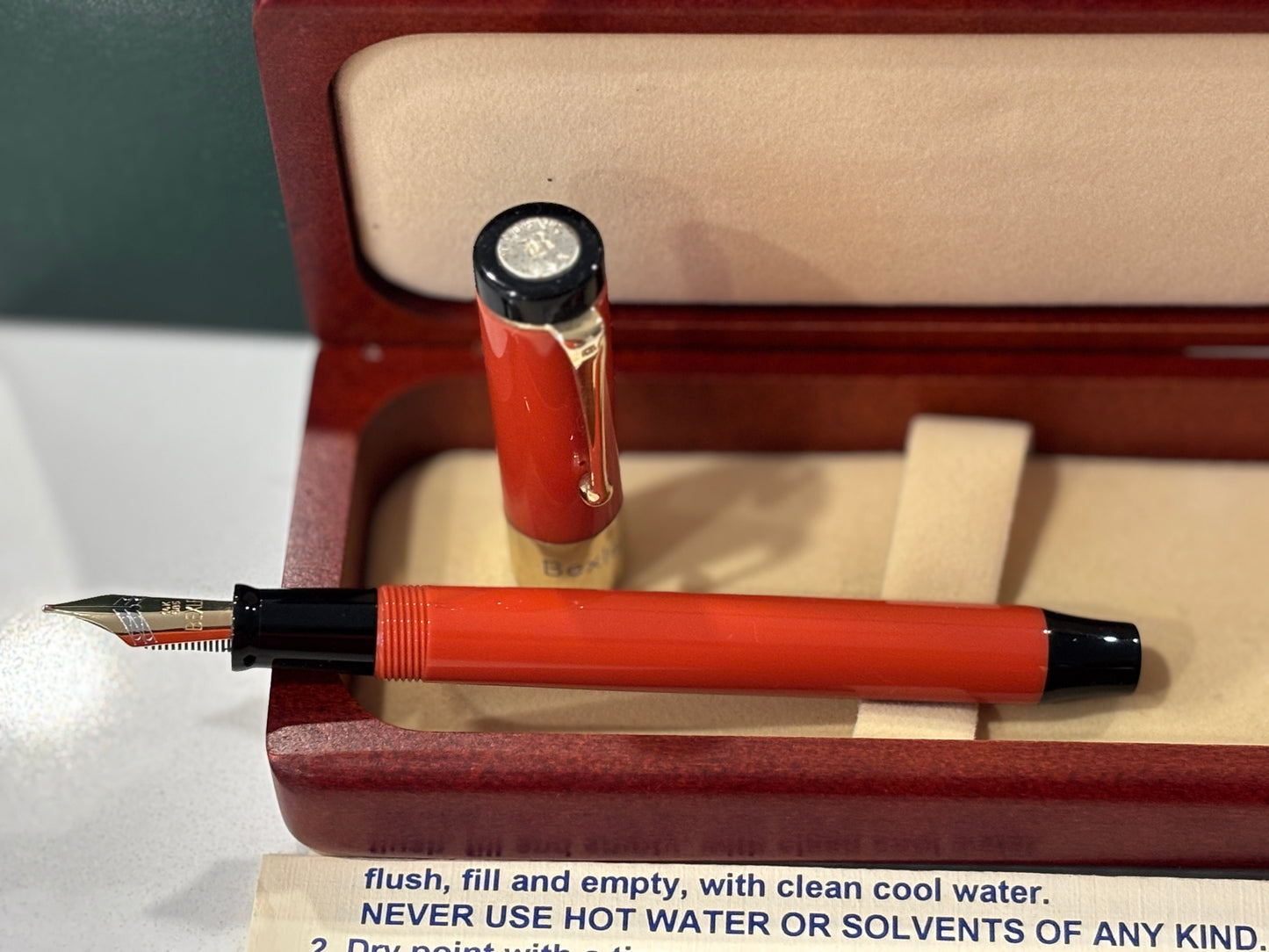 Bexley Deluxe Orange Limited Edition 113/250 (Circa 1994) - Fountain Pen