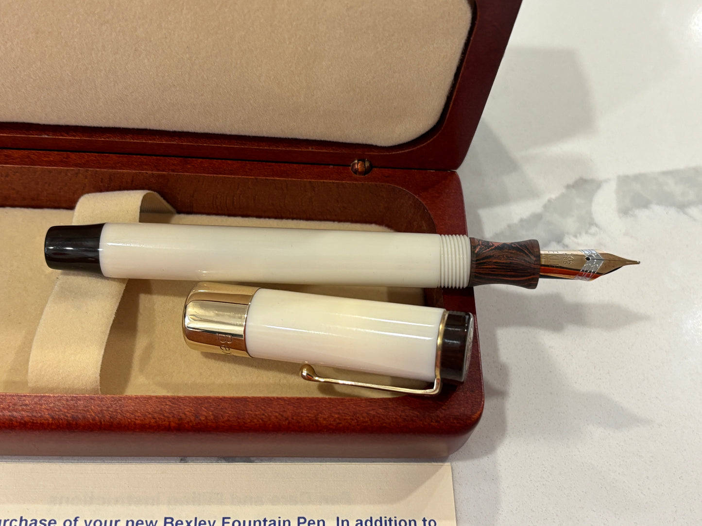 Bexley Deluxe Cream Limited Edition 070/250 (Circa 1994) - Fountain Pen
