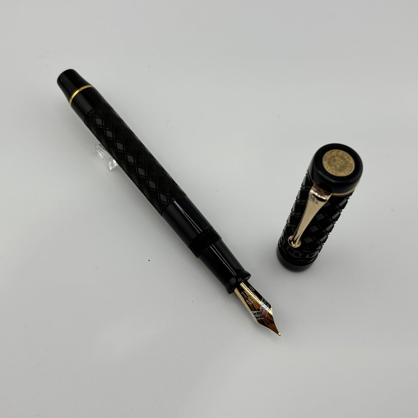 Bexley Ebonite Black Chased Crossed Lines 5th Anniversary (Circa 1998) - Fountain Pen