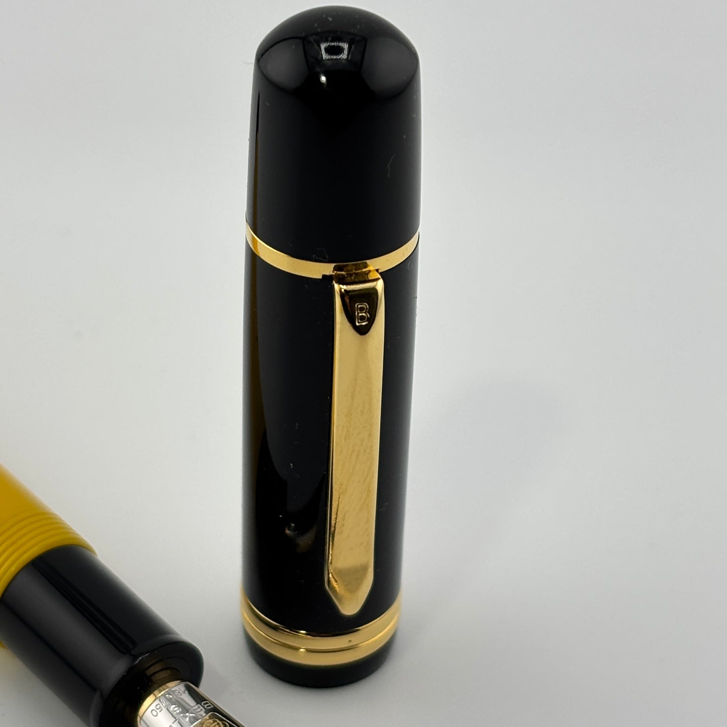Bexley Poseidon Yellow Mandarin Gold Exclusive Nibs.com (Circa 2008) - Fountain Pen