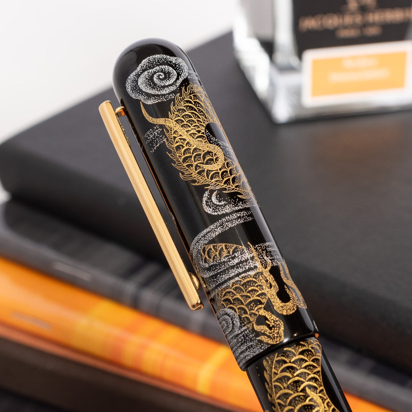 Ikkaku By Nahvalur Pan-Long (Coiling Dragon)