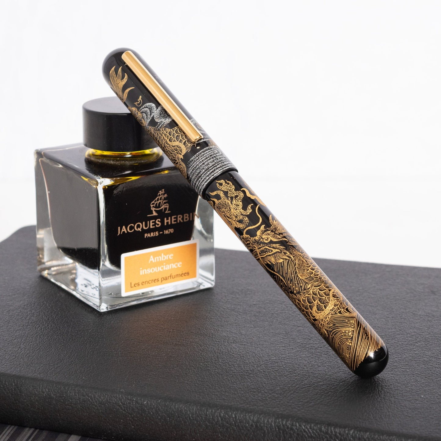 Ikkaku By Nahvalur Pan-Long (Coiling Dragon)