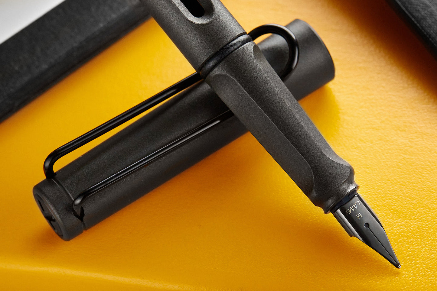Lamy Safari Umbra/Charchoal Black