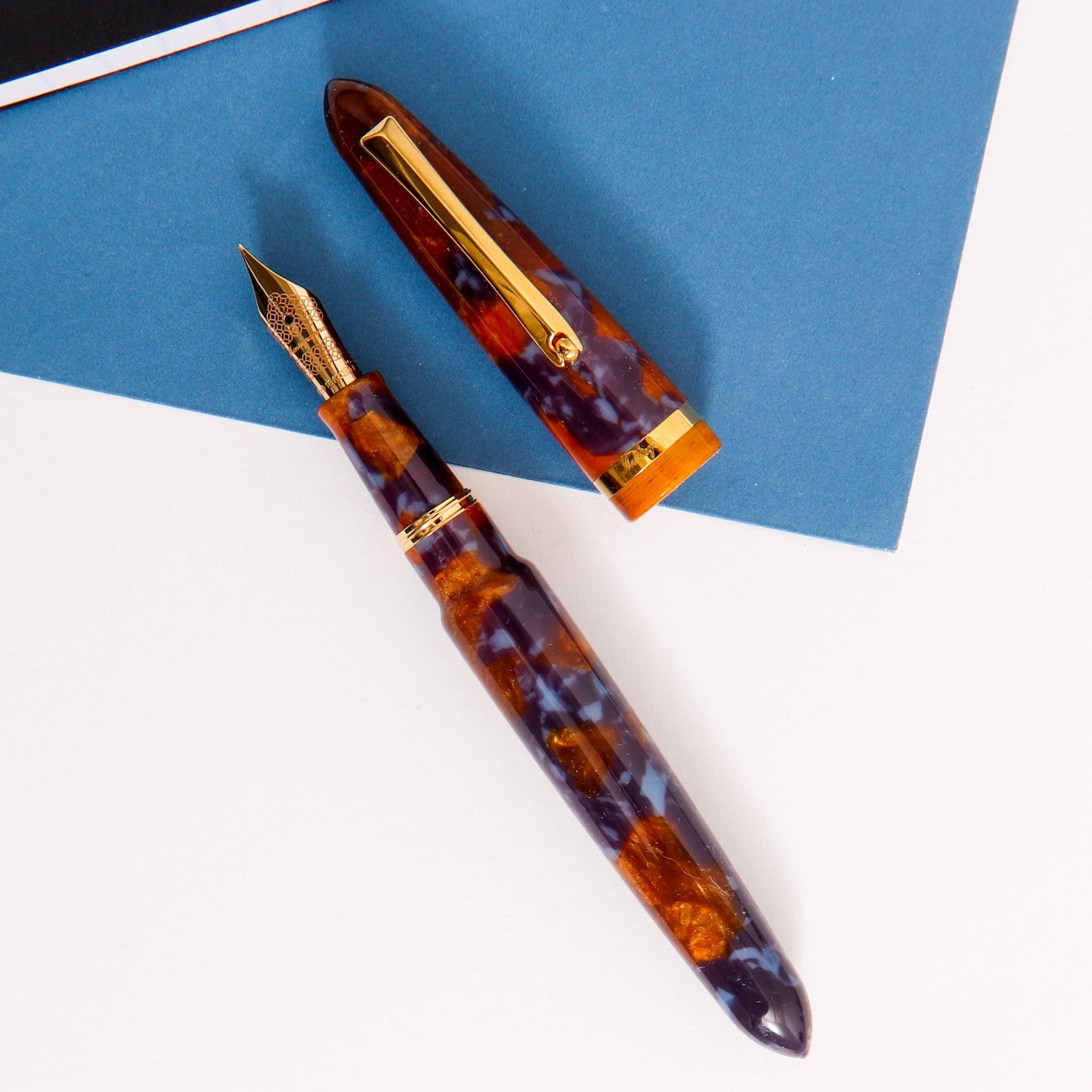 Montegrappa Venetia Lapis Lazuli Celluloid