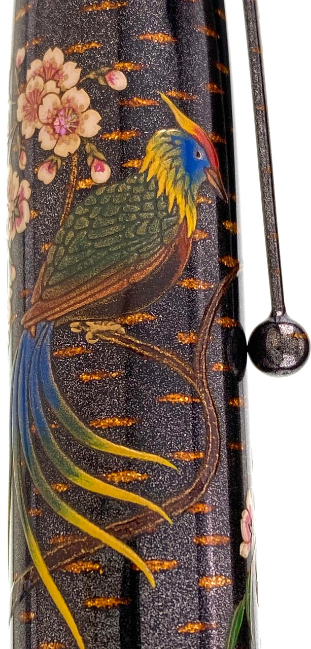 Namiki Emperor Emperor Rakucho Birds and Weeping Cherry Blossom