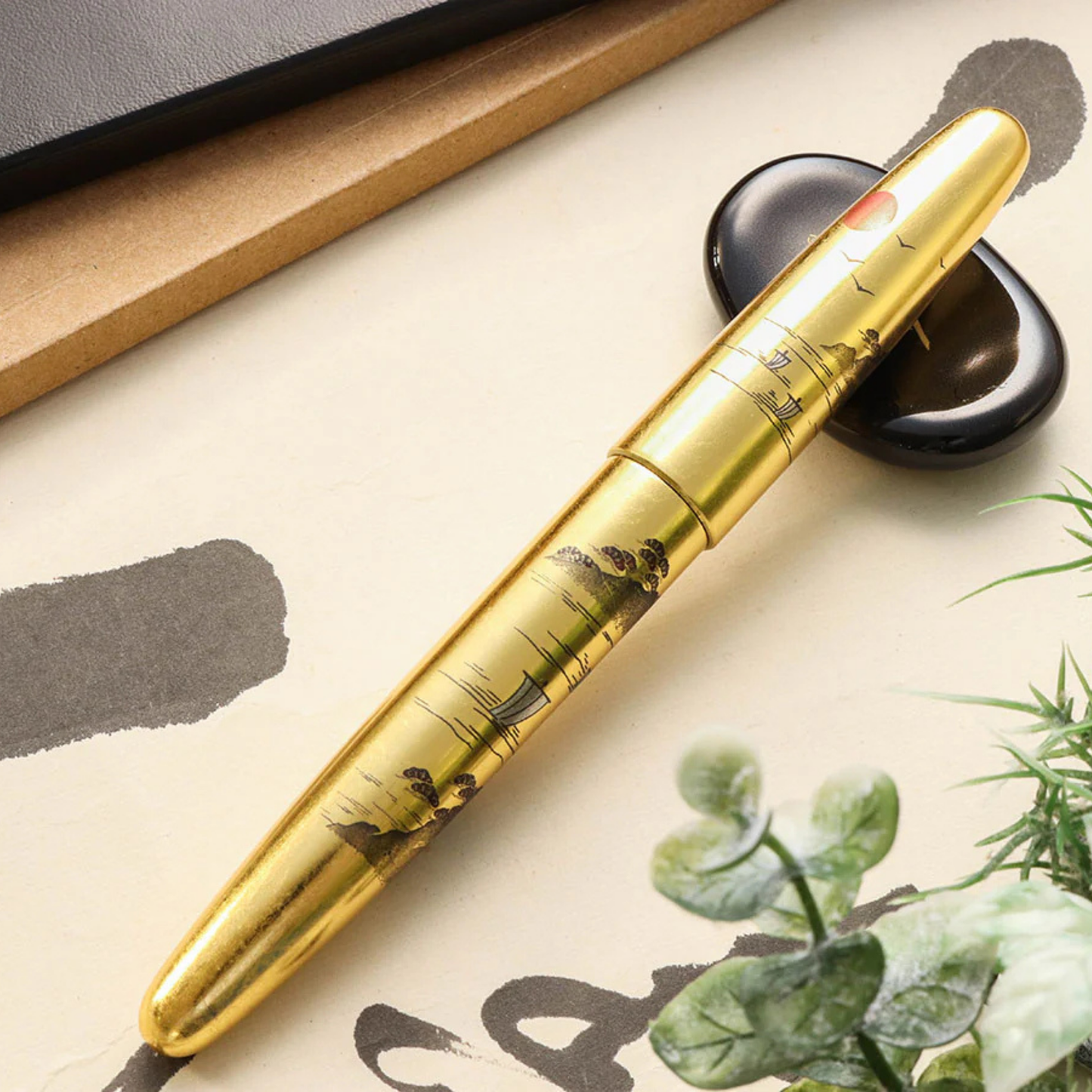 Wancher Dream Pen Rising Sun Maki-e Sansui Fountain Pen