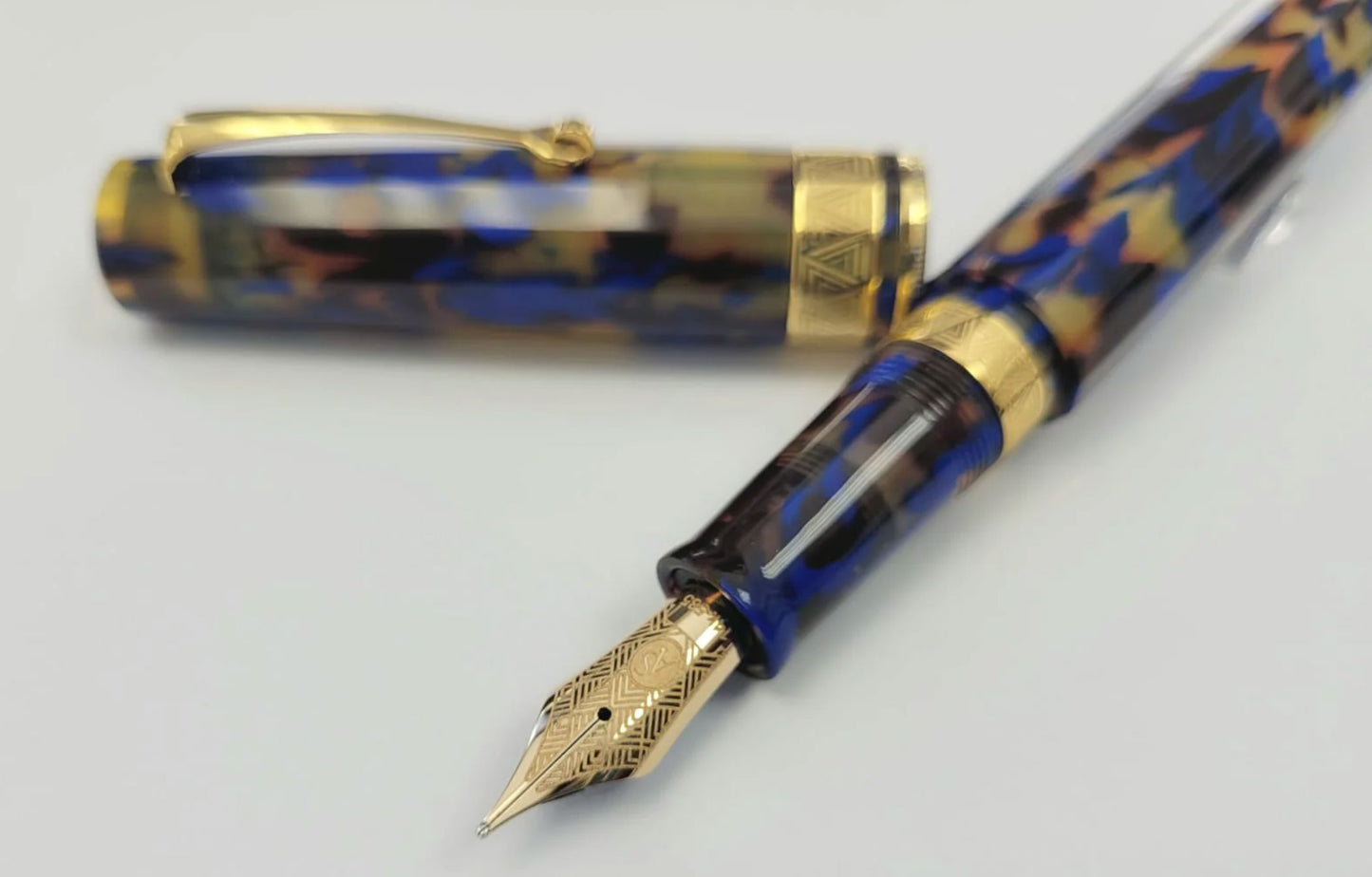 ASC Gladiatore Medio Bespoke Blue Lucens Celluloid