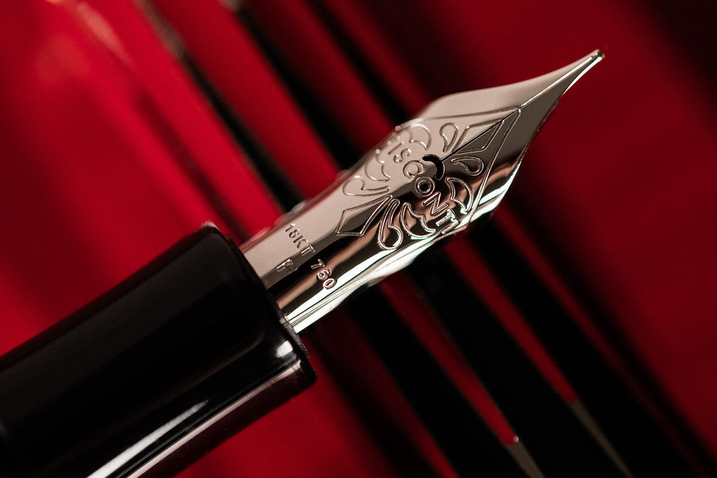 Visconti Backgammon w/Doubling Cube - Fountain Pen