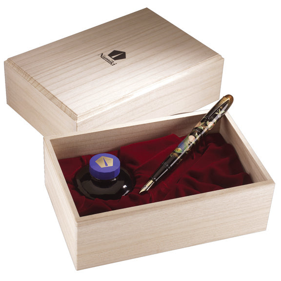 Namiki Yukari Royale Parrot with Peach - nibs.com
