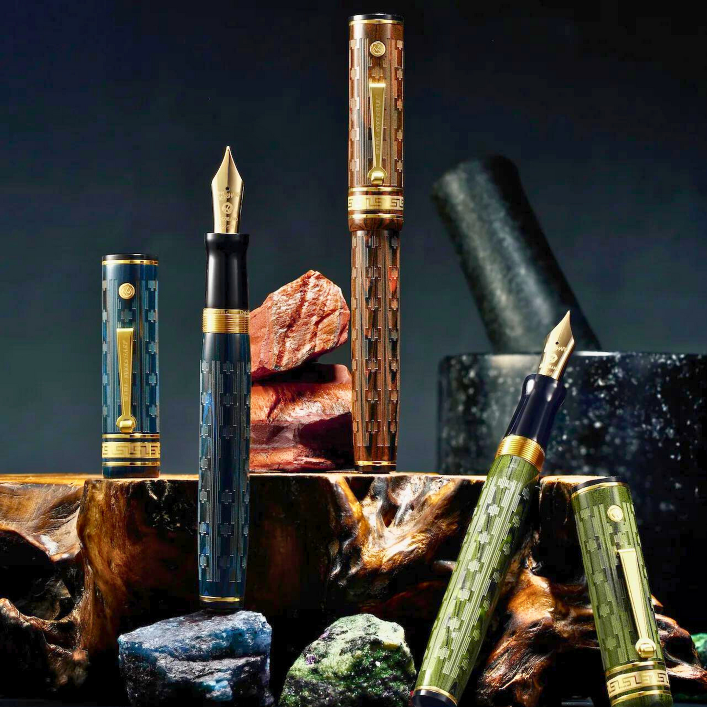 Wahl-Eversharp Decoband Ebonite Green Ripple Chased
