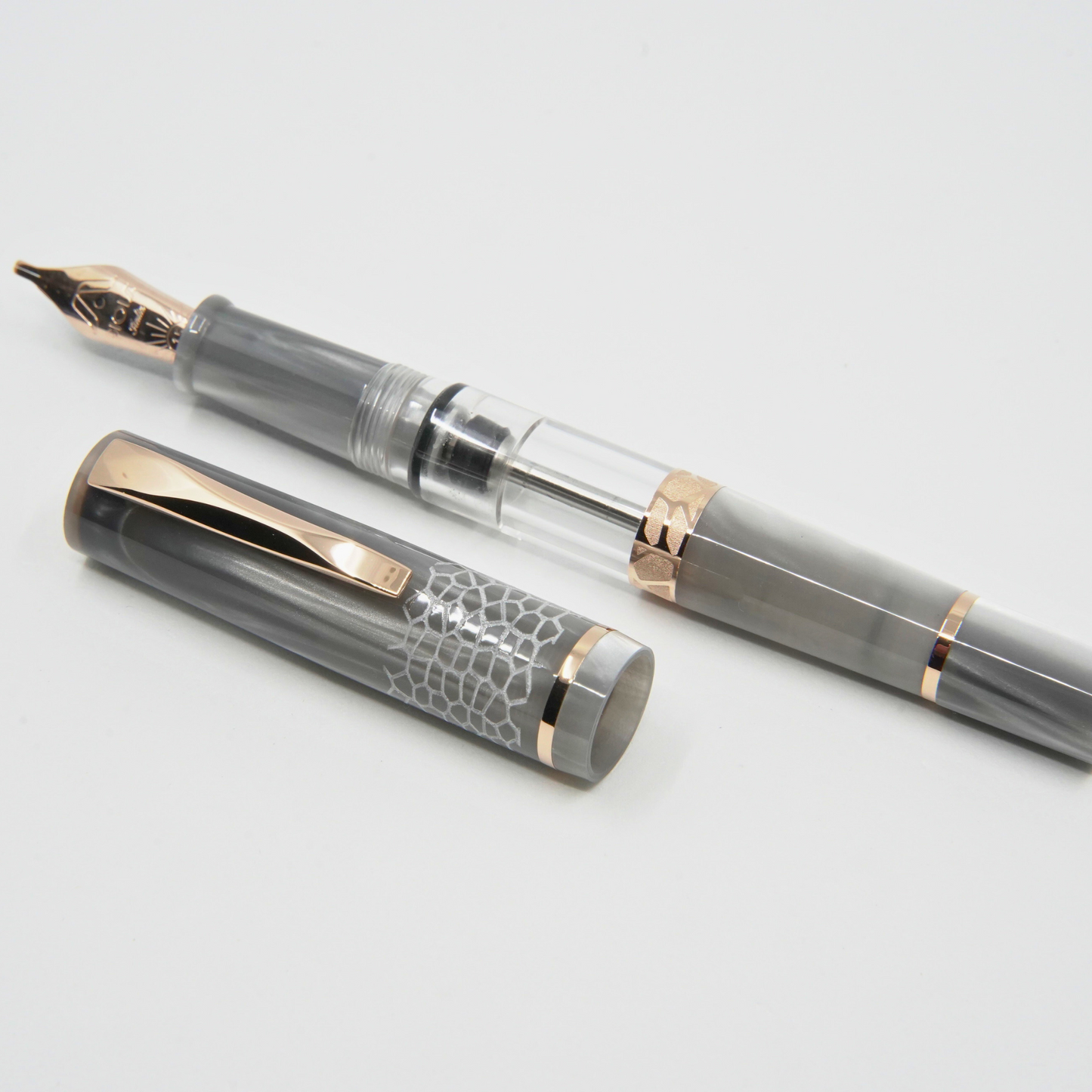 Gioia Luminosa Gray - Fountain Pen