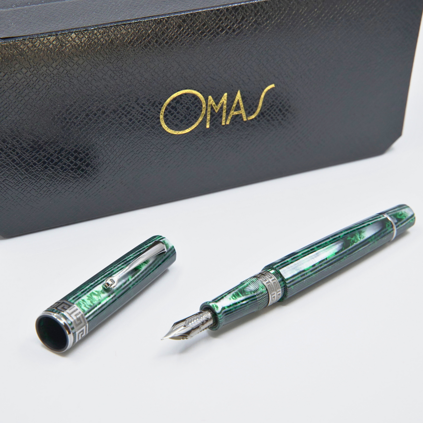 OMAS Paragon Arco Green Fountain Pen (Nibs.com 28th Anniversary)