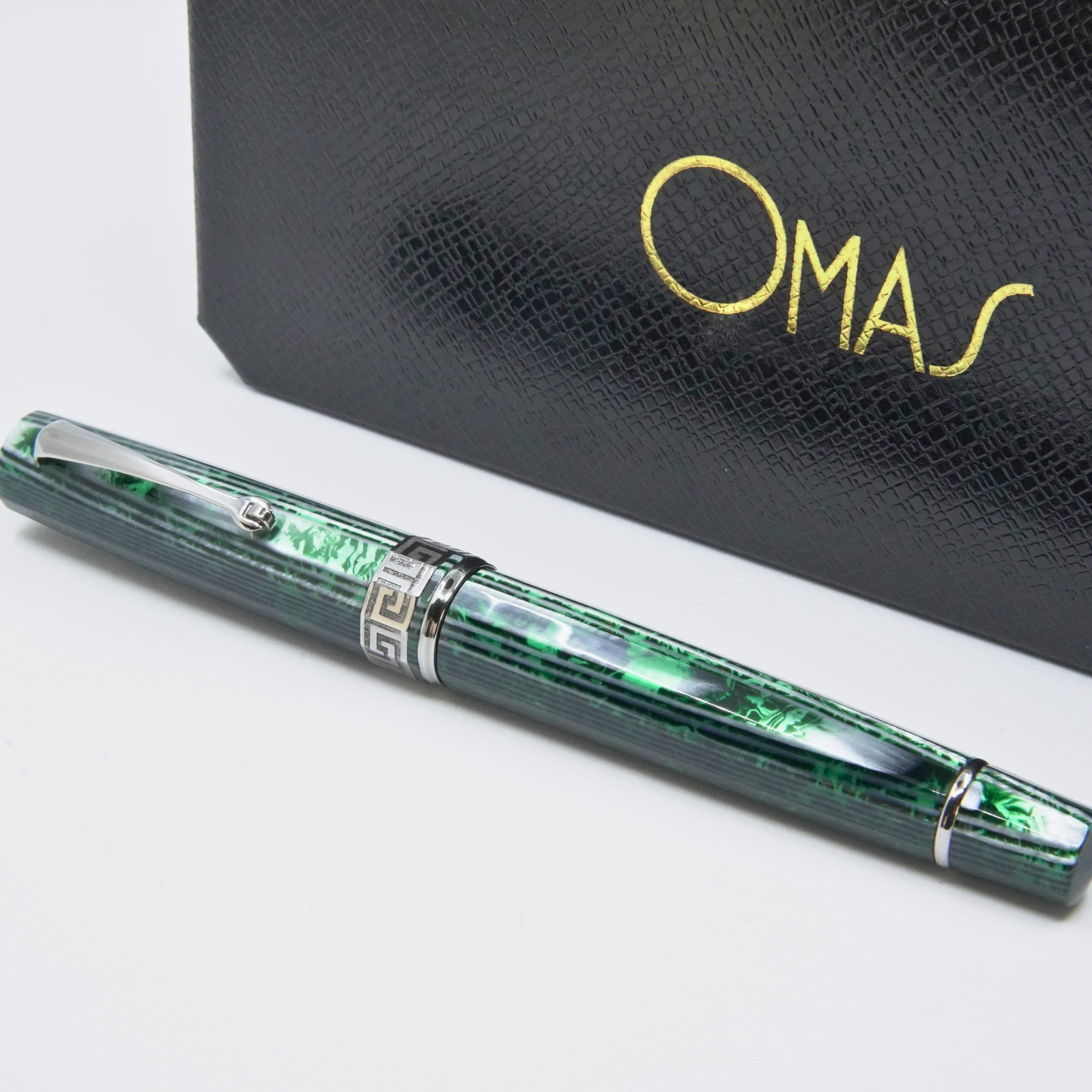 OMAS Paragon Arco Green Fountain Pen (Nibs.com 28th Anniversary)