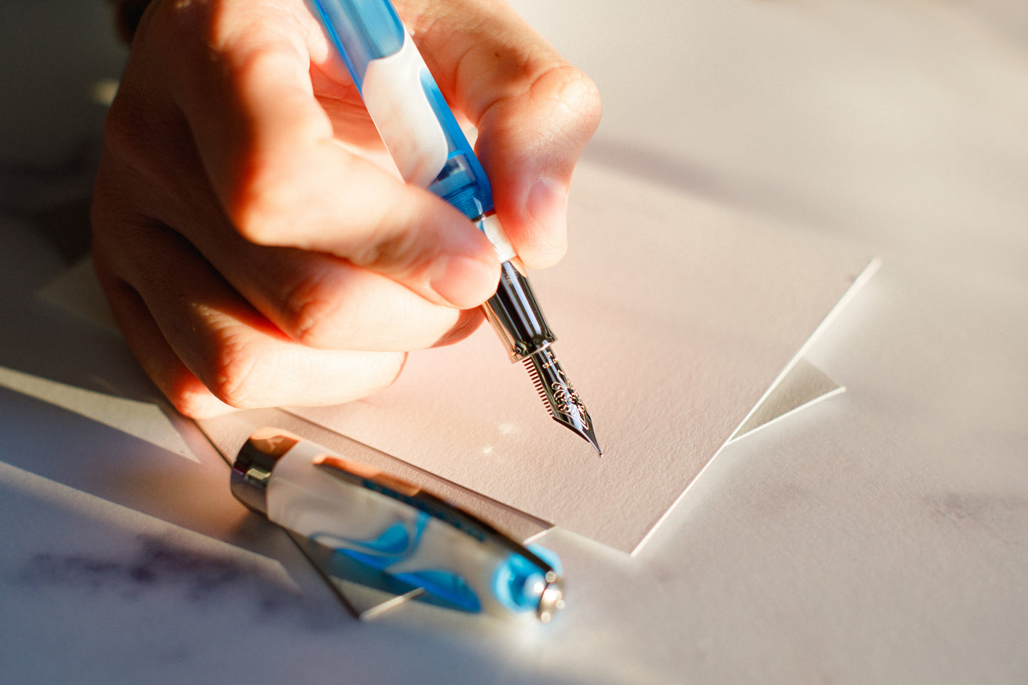 Visconti Opera Master Antarctica w/Palladium Trim - Fountain Pen