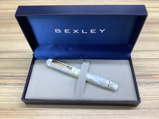 Bexley Jim Gaston White Bear Gold Nib - Fountain Pen