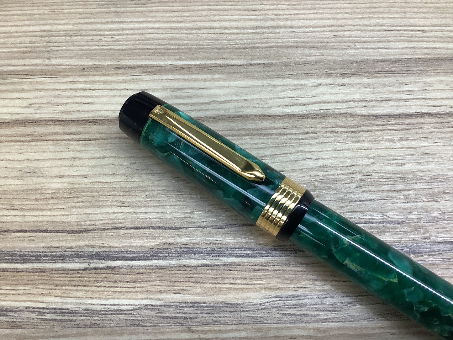 Bexley Patriarch Collection Green Steel Nib - Fountain Pen