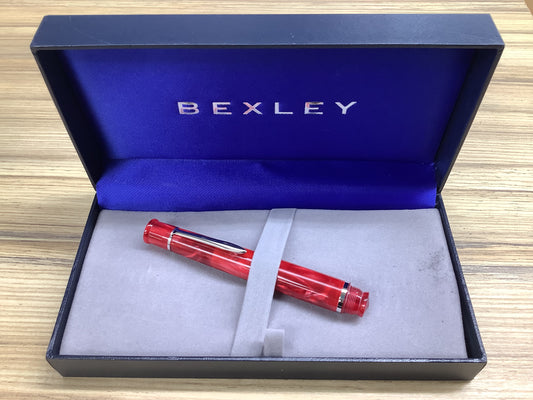 Bexley Tuck-Away Collection Red Pearl Gold Nib - Fountain Pen