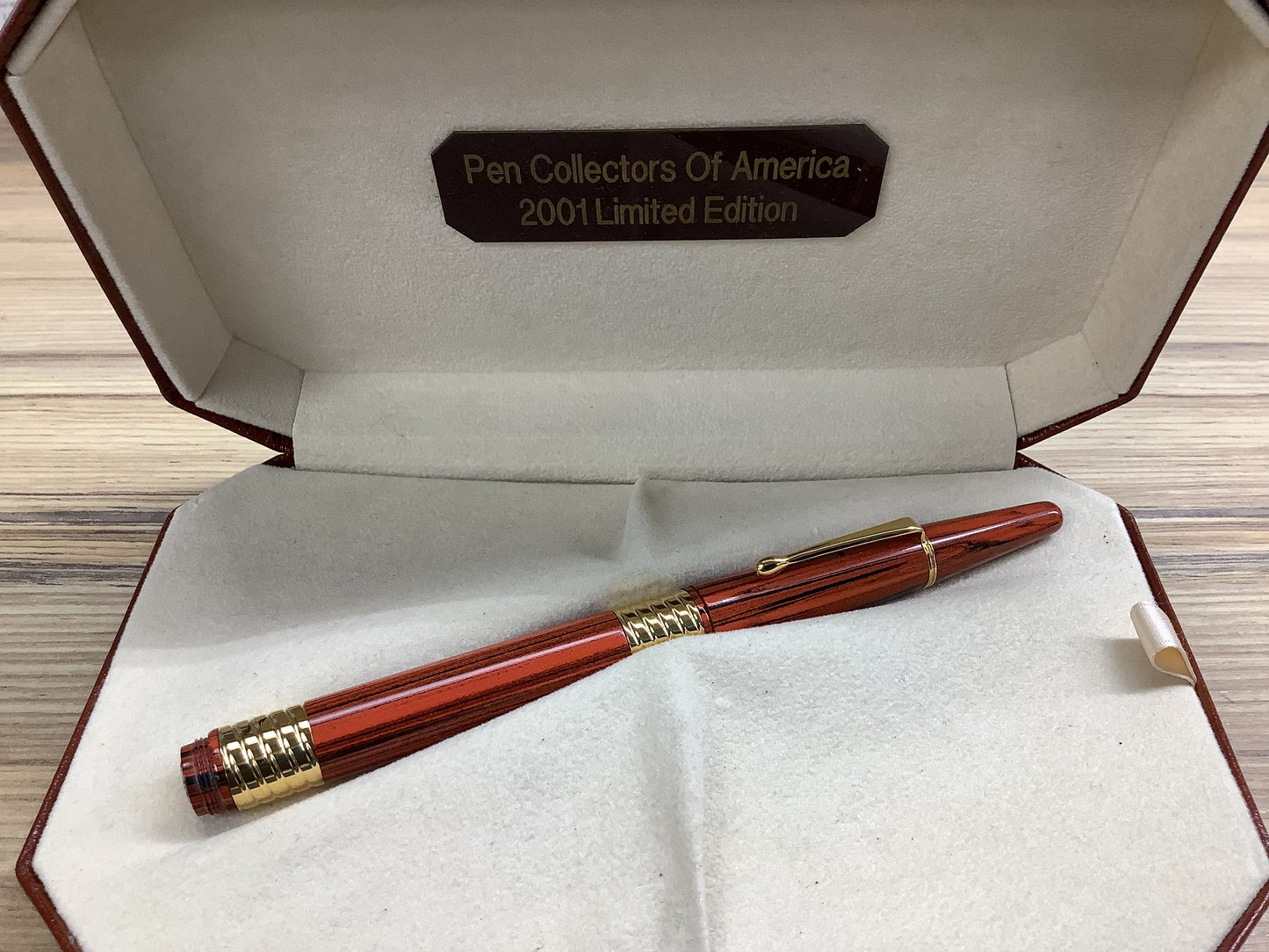 Pen Collectors of America 2001 Limited Edition Redwood Two Tone 18k Gold Nib - Fountain Pen