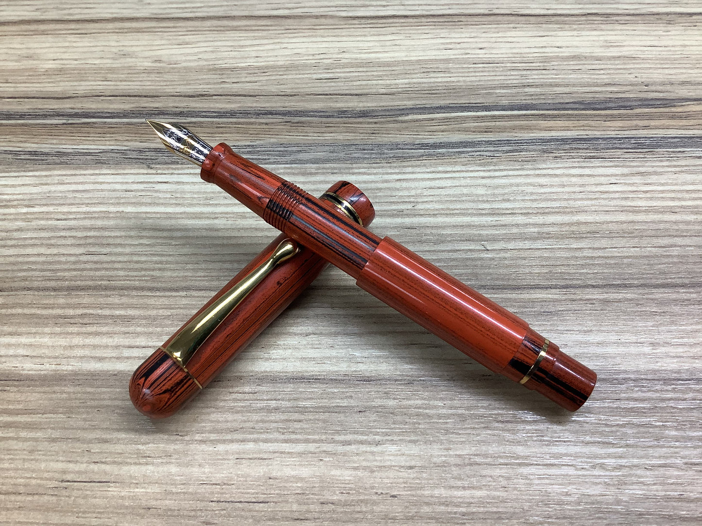 Bexley Redwood Ebonite Two Tone 18k Gold Nib - Fountain Pen