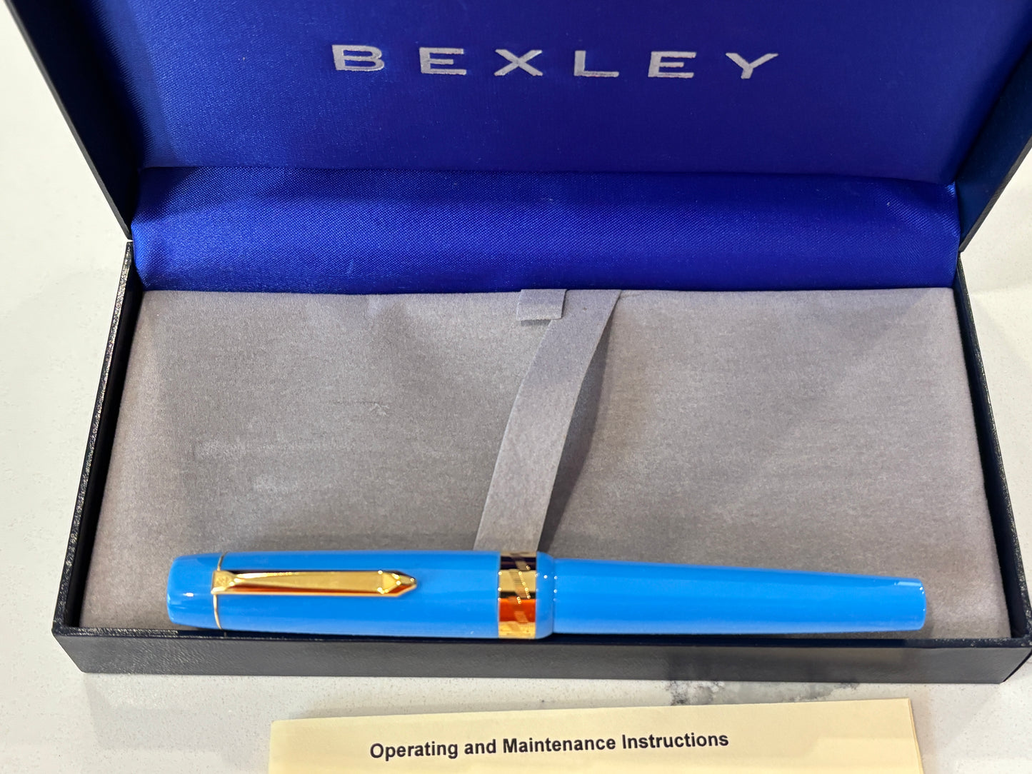Bexley Armed Services Air Force Blue With Emblem - Fountain Pen