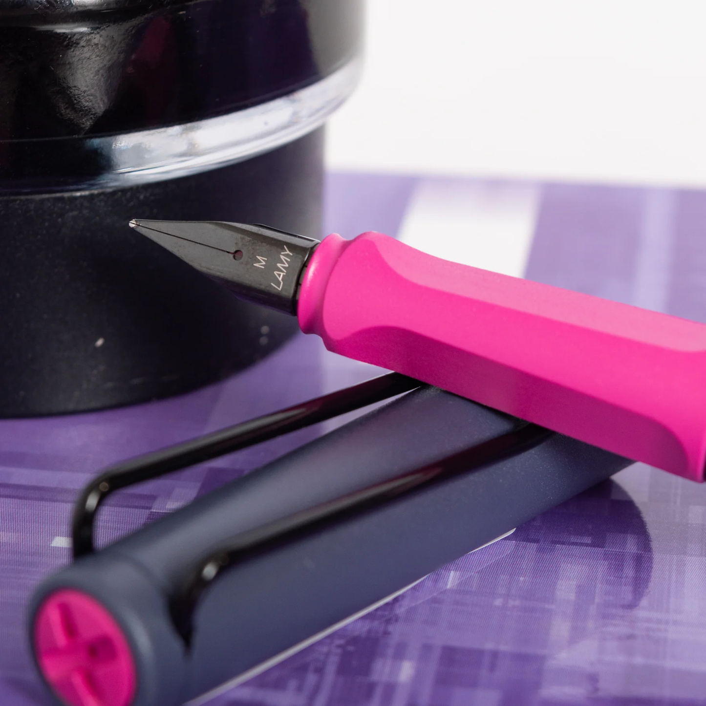 Lamy Safari Kewi SE 2024 Pink Cliff