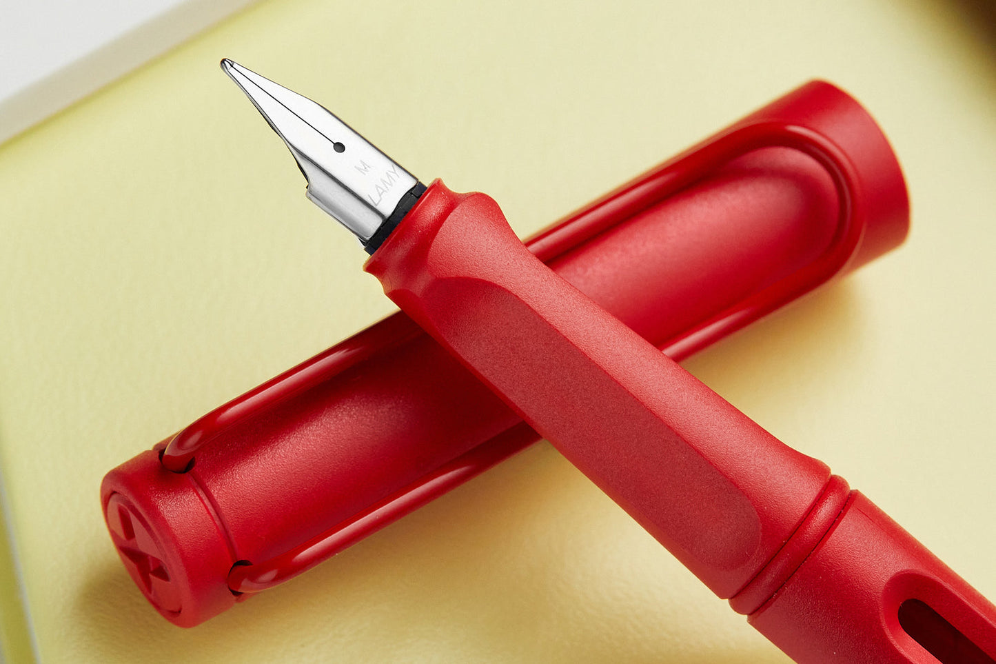 Lamy Safari Strawberry