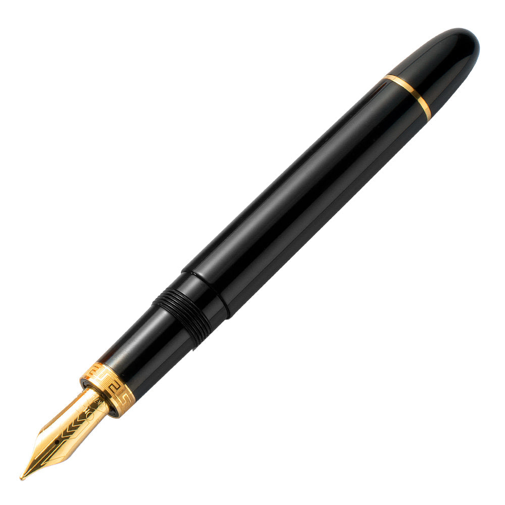 OMAS Ogiva Nera Gold