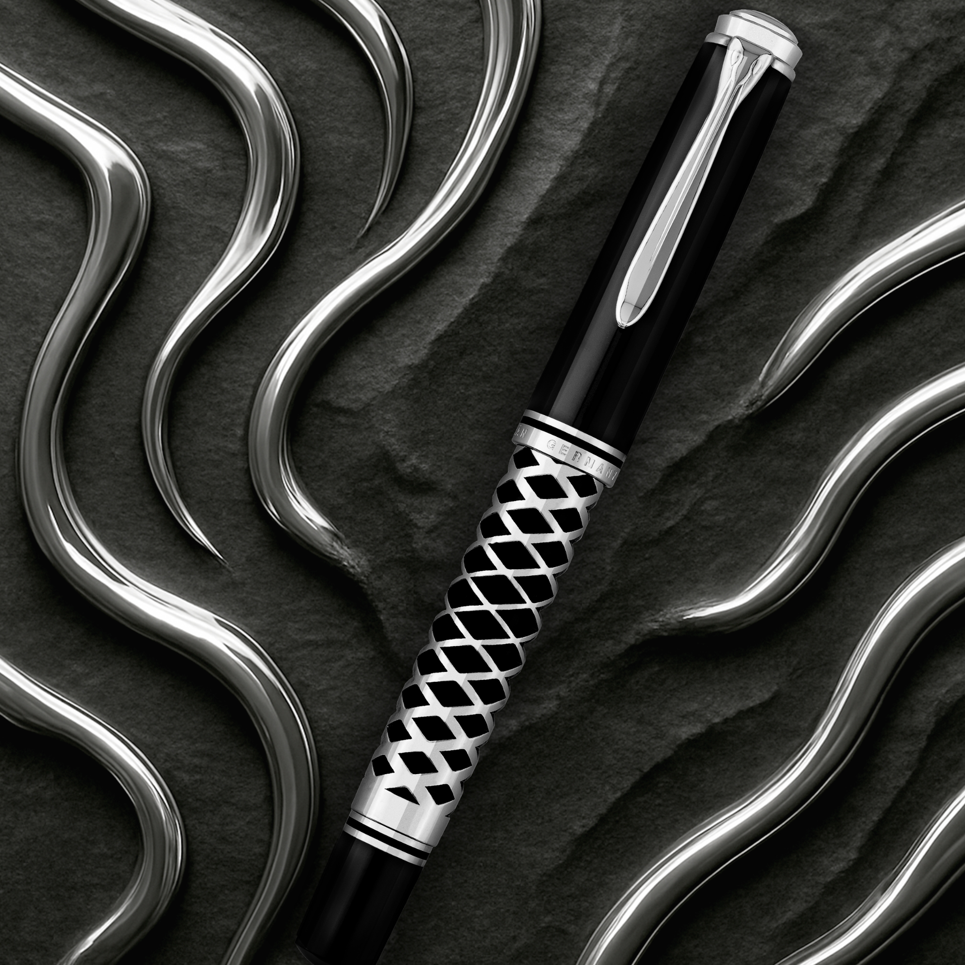 Pelikan Special Edition Souverän M805 Metal Sleeve Fountain Pen Collection