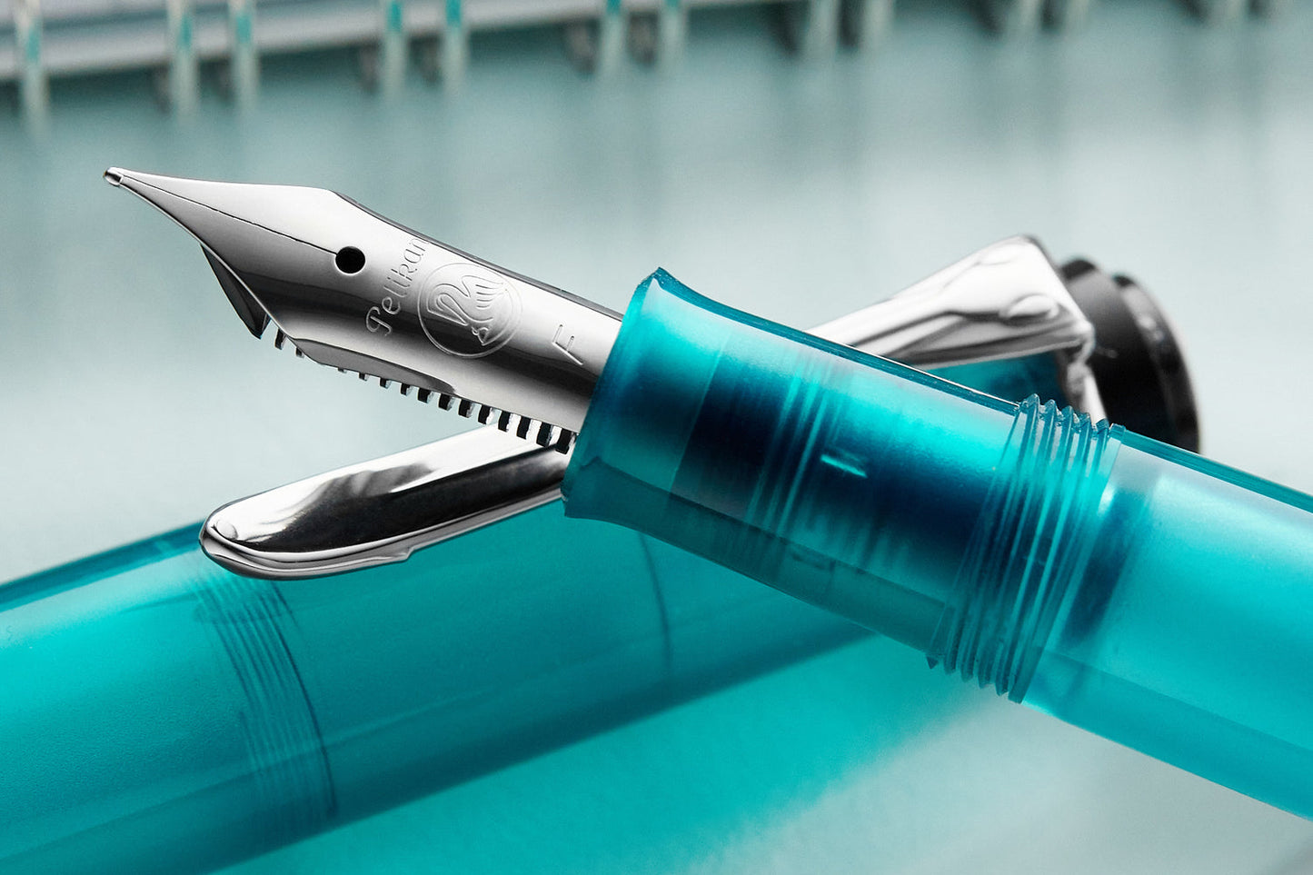 Pelikan M205 Apatite - Fountain Pen