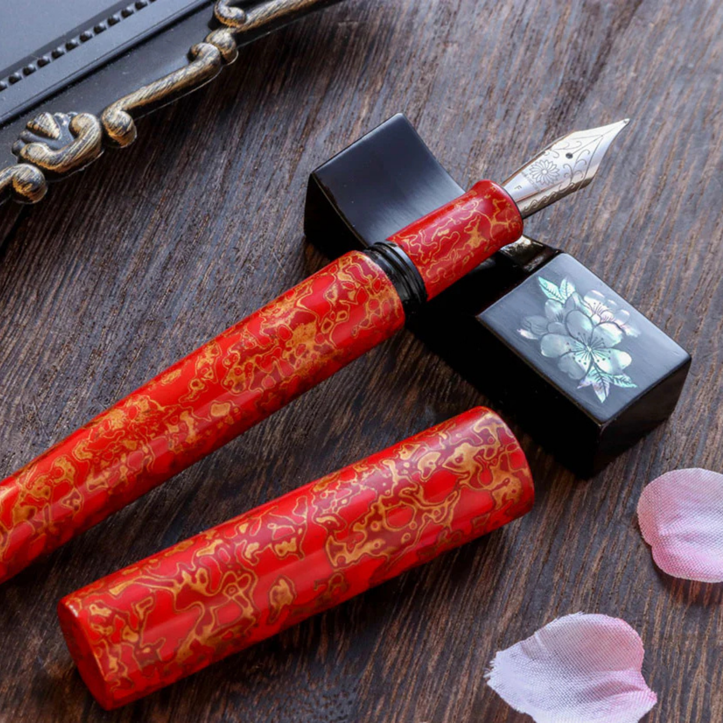 Wancher Sekai Saihi Urushi Aka-age Original Fountain Pen