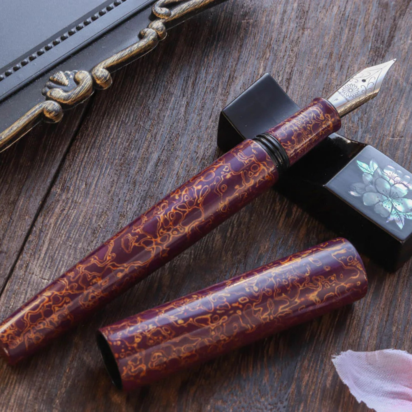 Wancher Sekai Saihi Urushi Murasaki-age Original Fountain Pen
