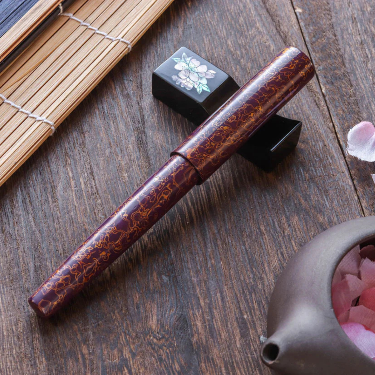 Wancher Sekai Saihi Urushi Murasaki-age Original Fountain Pen