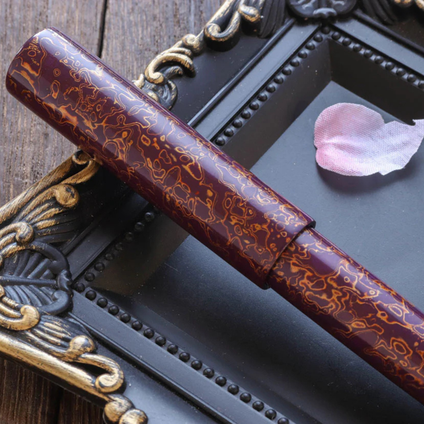 Wancher Sekai Saihi Urushi Murasaki-age Original Fountain Pen