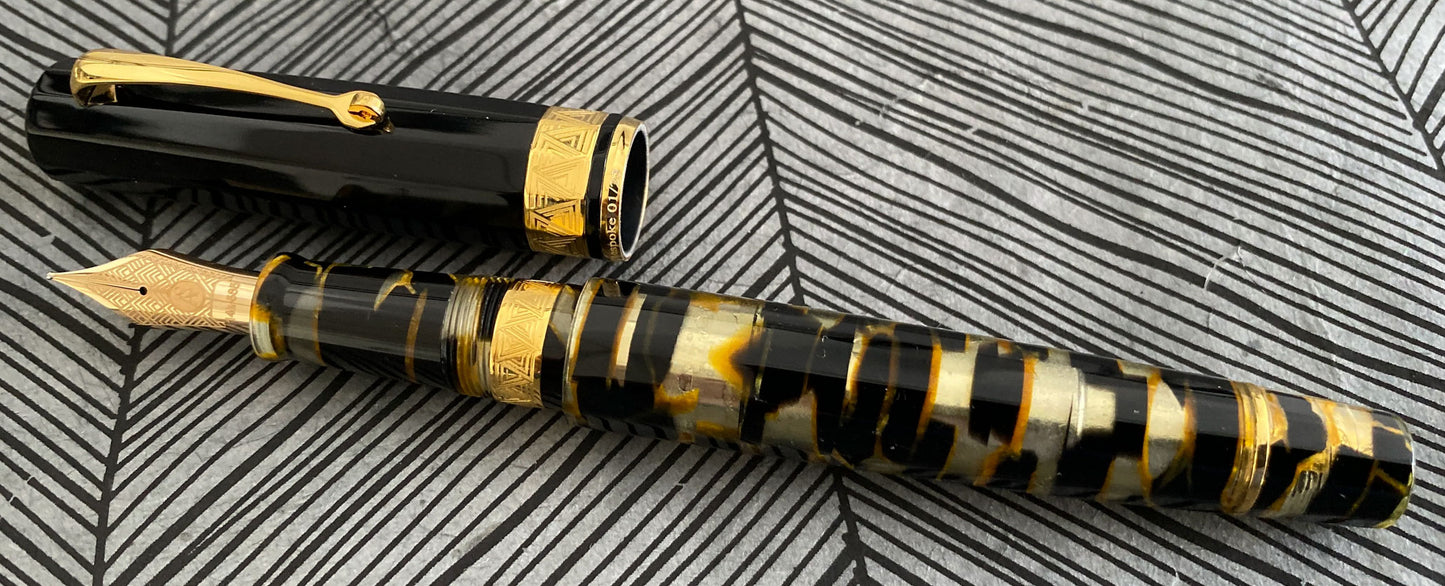ASC Gladiatore Medio Bespoke Black Lucens Celluloid