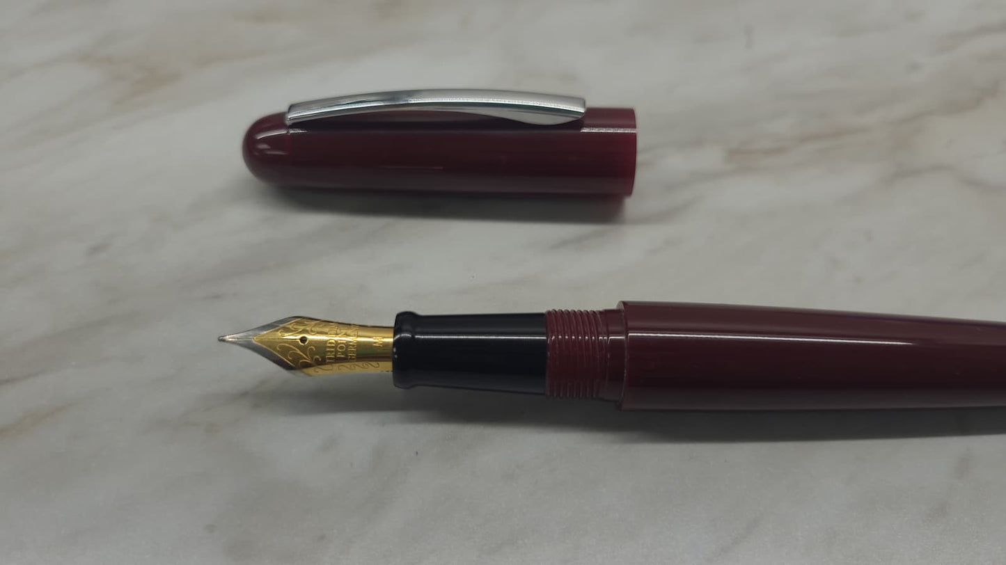 Bexley Imperial International Burgundy Steel Nib - Fountain Pen