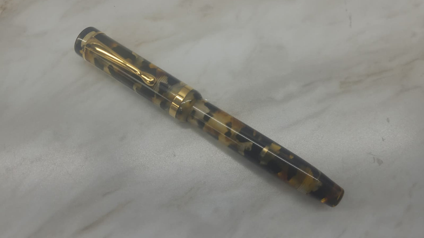 Bexley Deluxe Collection Lucens Tortoise Gold Nib - Fountain Pen