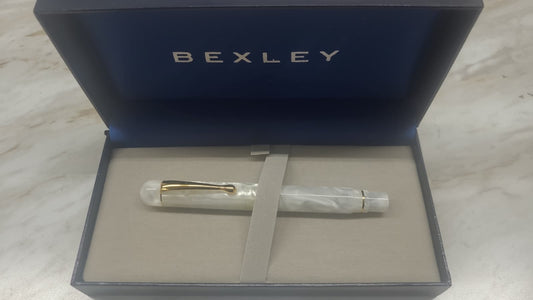 Bexley Jim Gaston White Bear Gold Nib - Fountain Pen