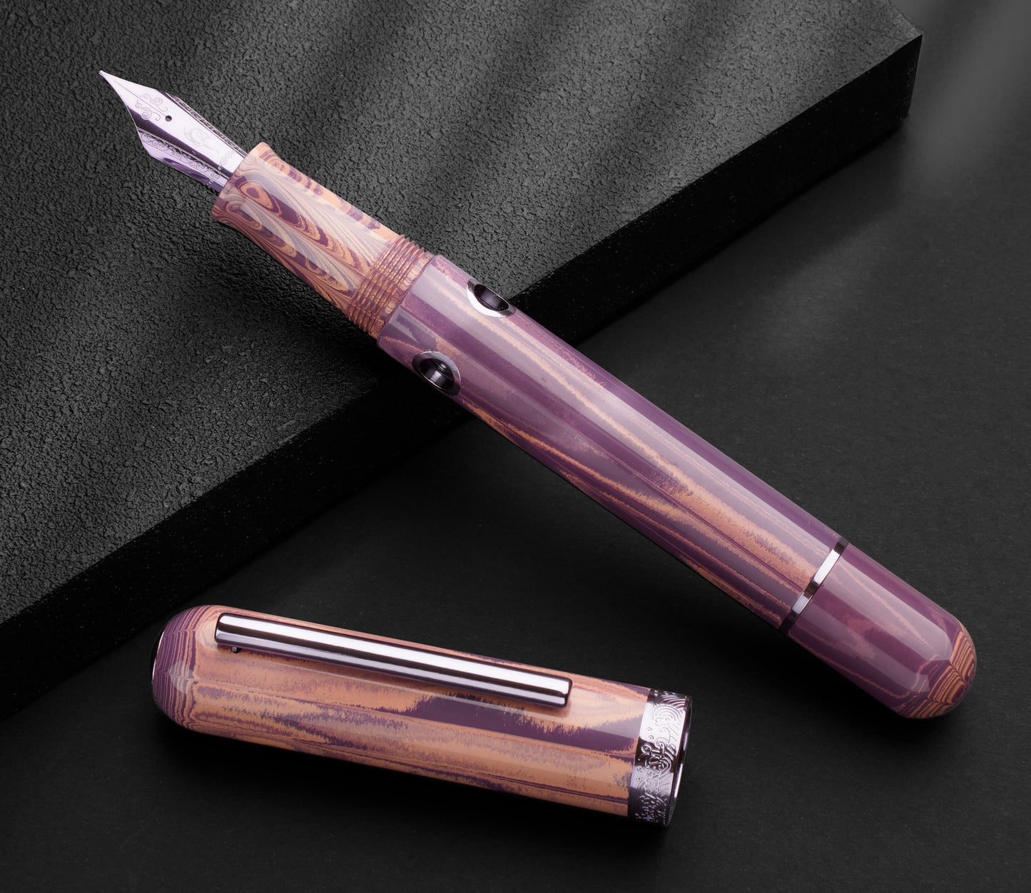 Nahvalur Nautilus Mousseline Lilas 14k Limited Edition